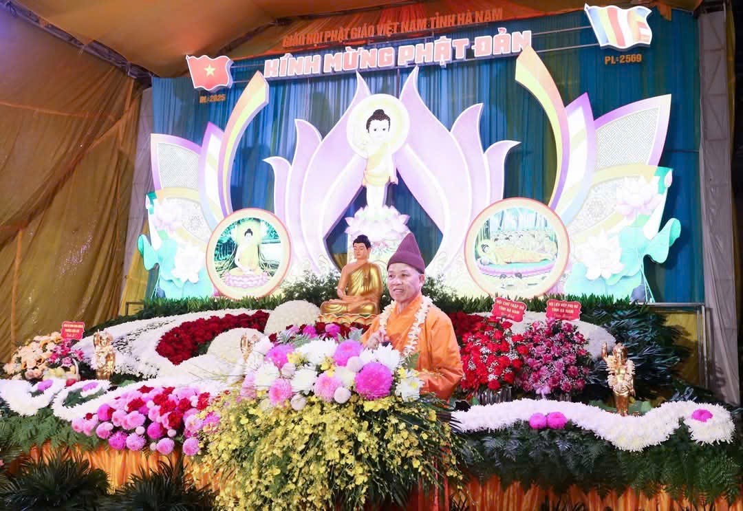LỄ PHẬT ĐẢN PL.2569 - DL 22025 TẠI THIÊN BẢO TỰ, CHƯ THIÊN RẢI MƯA HOA MẠN ĐÀ LA CÚNG DÀNG. Ban TTTT PG Hà Nam